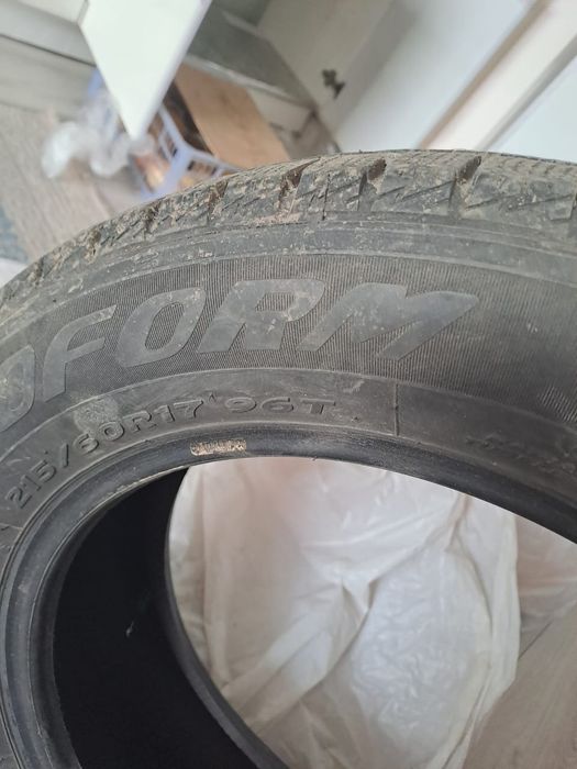 Компоект зимних шин