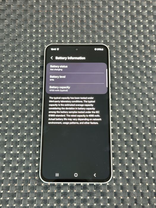Samsung Galaxy S24 FE Pret 1300 lei fix