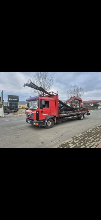 Transport marfă fier 12 m camion cu macara