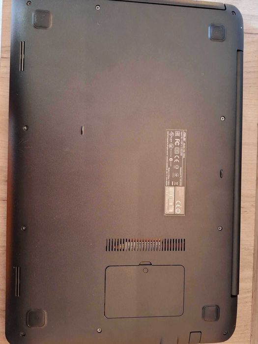 Лаптоп Asus X555LJ