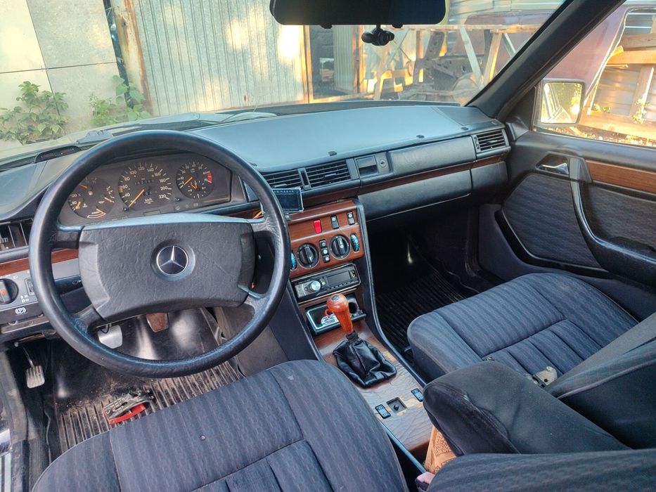 По запчастям Мерседес W124