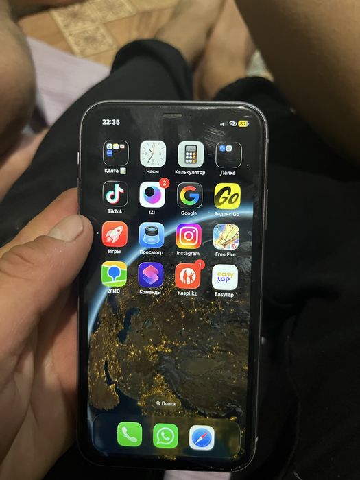 Продам iPhone в хорошем состоянии