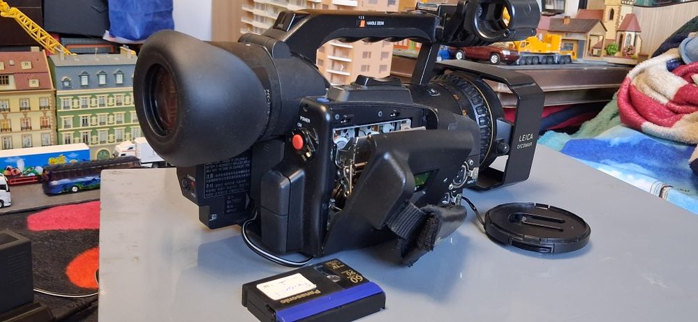 Camera video Panasonic AG-DVX100B