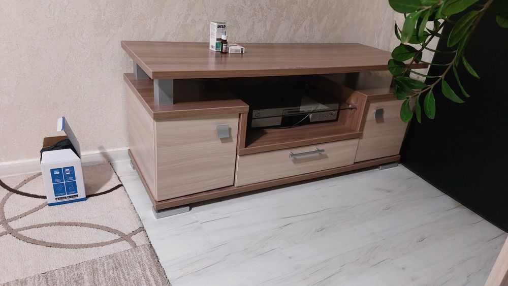 Прихожая и тумба