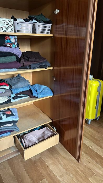 Продам шкаф советский