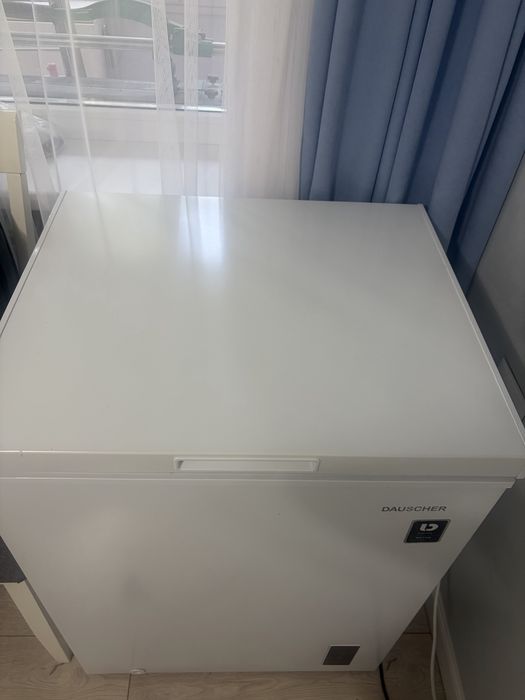 Продам морозильную камеру