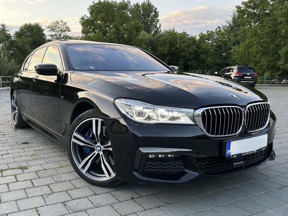 BMW 740XD M Sport  /  BMW Individual / An fab 2019 /  KM 130.000 / Istoric Complet Automobile Bavaria