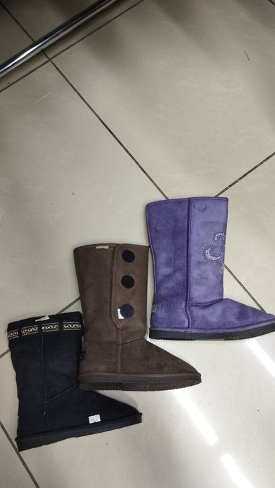 Продам женскую обувь,угги