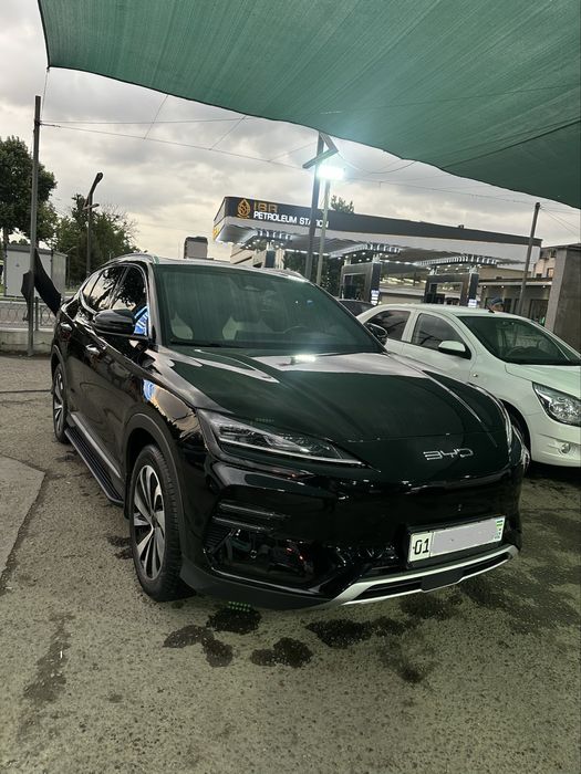 BYD champion 605 tali.  2024 sotiladi srochna