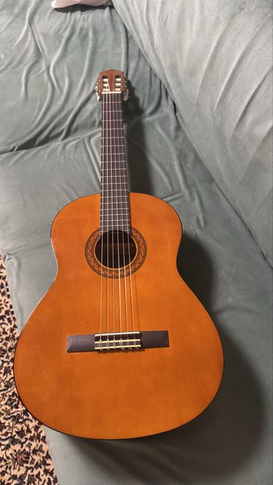 Новая гитара Yamaha c40/02