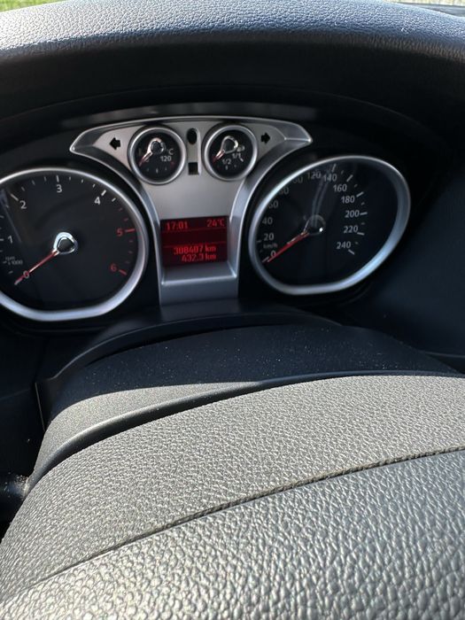 FORD Focus 2008 — imagine 5