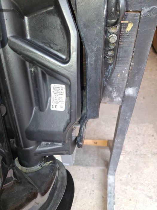 Извънбордов мотор Меркюри 90кс