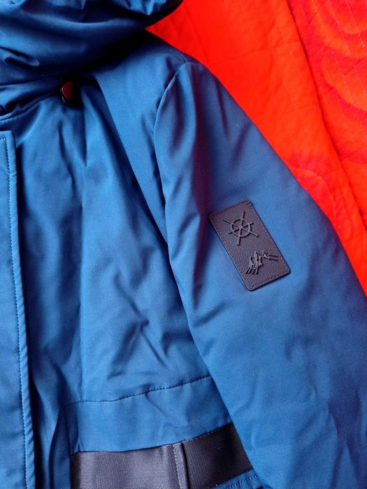 Женская куртка на весну