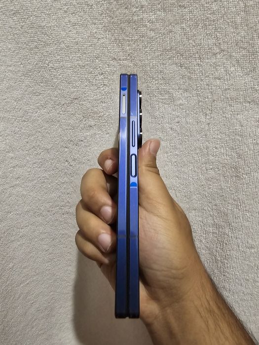Samsung Galaxy Z Fold 6