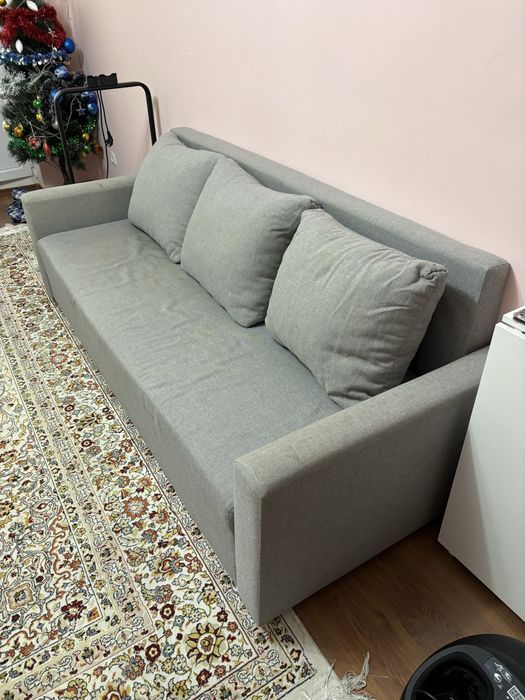 Диван продается