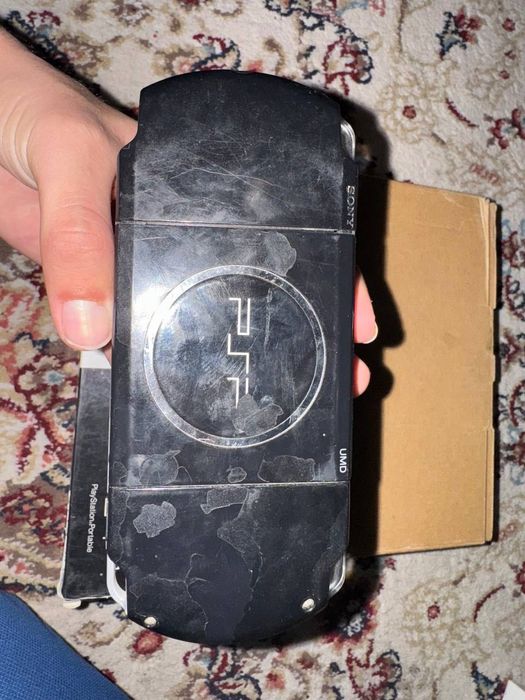Sony Psp 3000 sotiladi