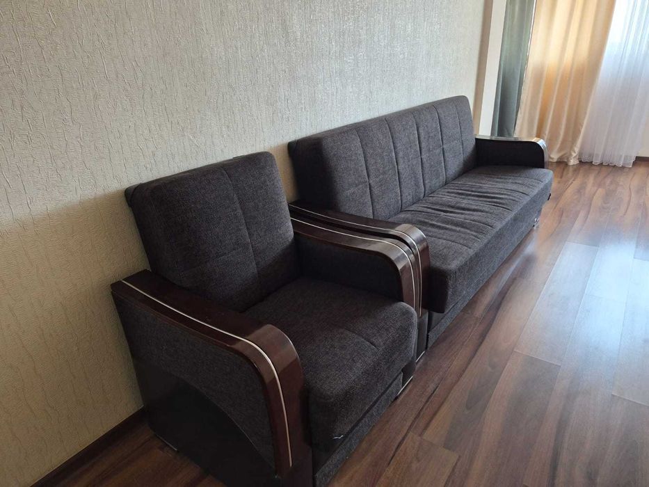 мягкий уголок в отличном состоянии