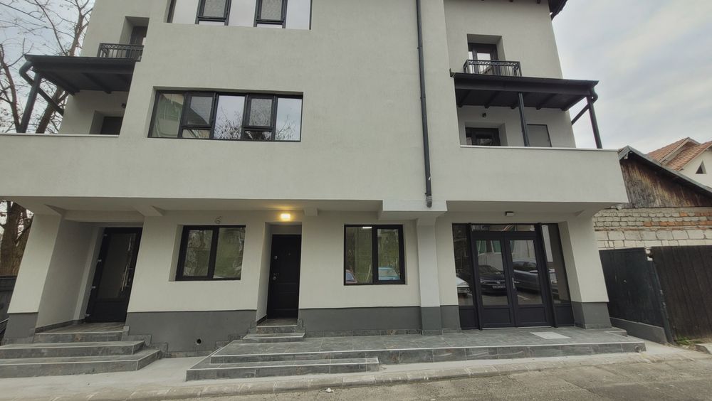 Birou spațios, parter, aleea Ciocarliei