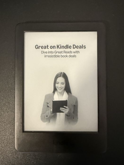 Vand Kindle generatia 10 cu husa