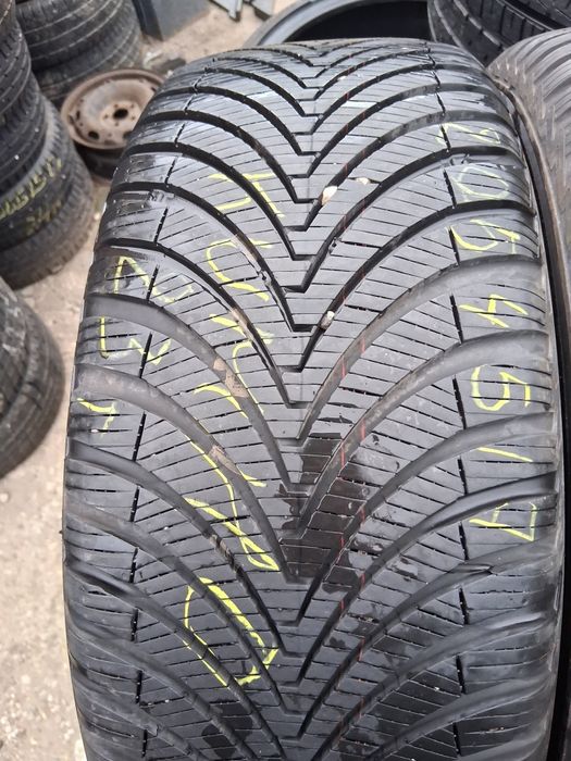 205 45 17 KUMHO 2бр всесезонни дот 2023г