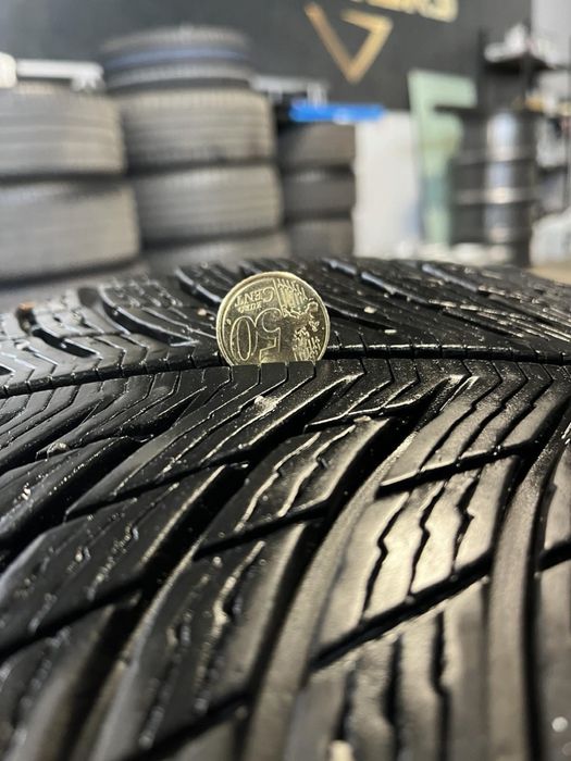 Зимни гуми Мишелин 235/55/R19 Michelin Pilot Alpin 5