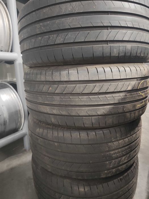 4бр. летни гуми 245/40/19 Goodyear