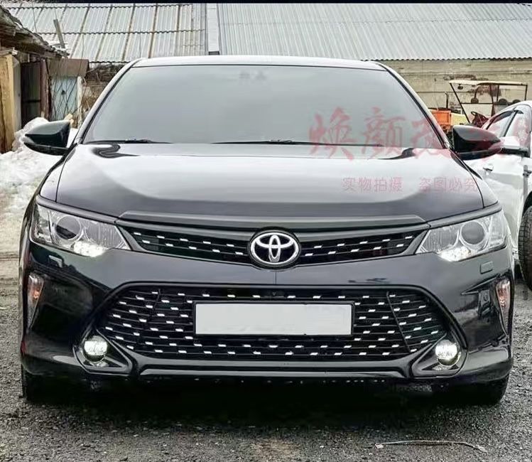 Решетка Toyota camry 55