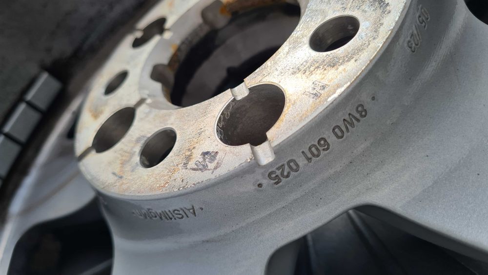 Roti/Jante/Jenti orig. Audi A4 Q2 | MG 4 5 EP ES ZS | Skoda Octavia Superb | VW Caddy Passat | 205/60 R16
