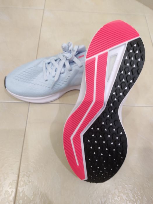 Маратонки Nike 40 номер