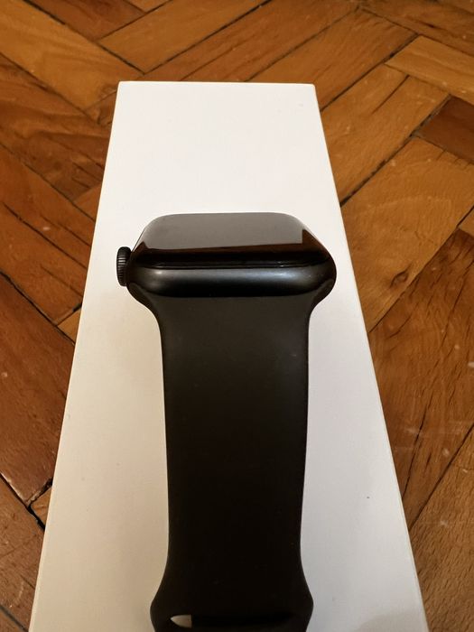 Apple watch series 5, 44mm, space grey