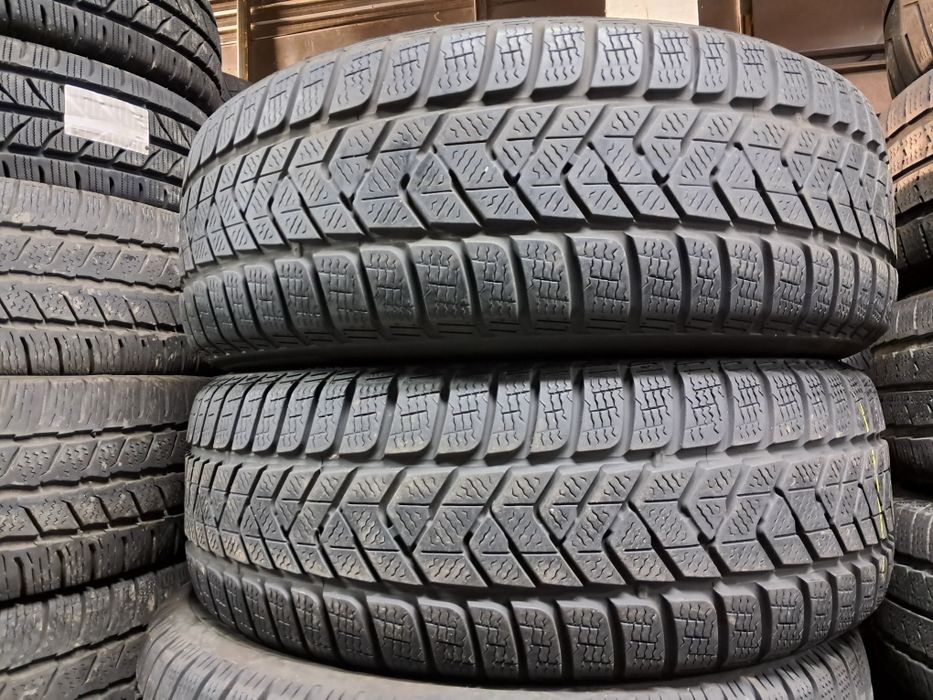 Anvelope second iarna 215 65 R16 Pirelli