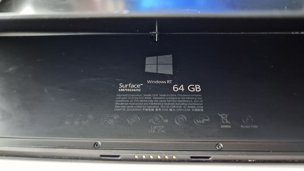 Microsoft Surface RT 64Gb Win 10 10.6"