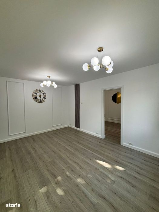 De vanzare 3 camere, renovat, etj 1, zona Roman Voda
