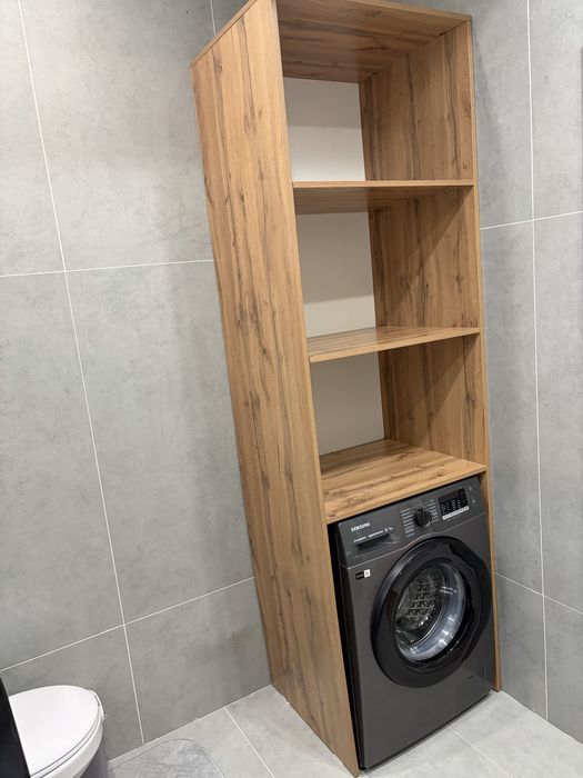 Комплект шкафов для ванной.