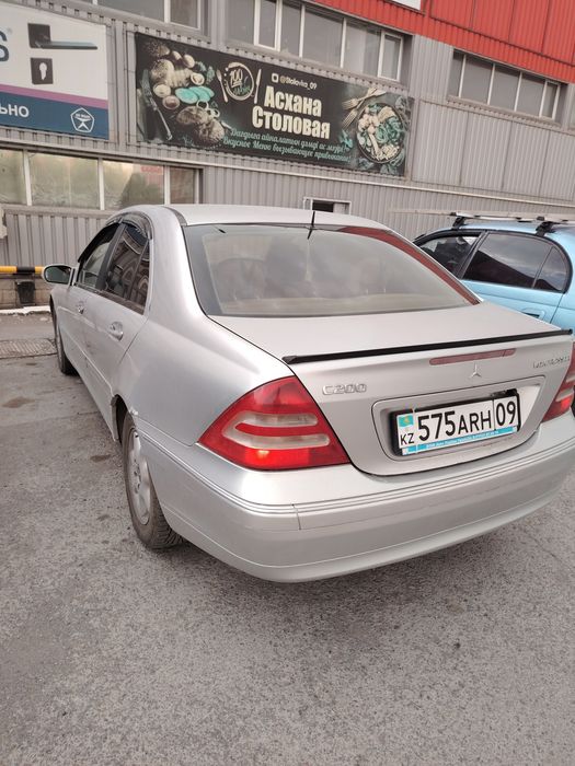 Мерседес w 203 c 200