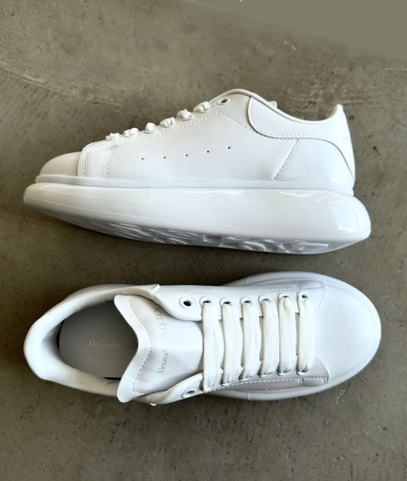 AM-Alexander McQueen обувки