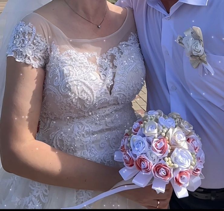 Свадебное платье