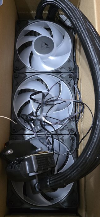 Arctic Liquid Freezer III Pro 360 A-RGB, AIO 360mm, Intel/ AMD, Negru