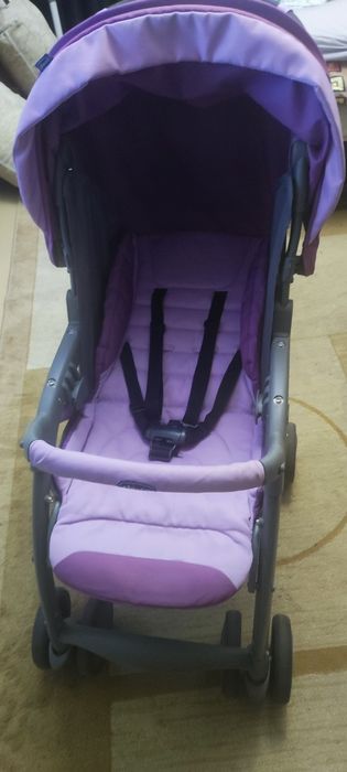 Продам коляску прогулочную Chicco Simplicity