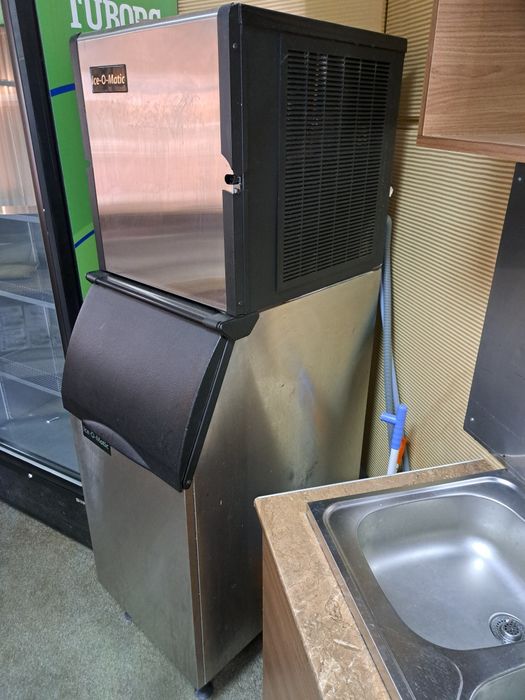 Echipamente si mobilier bar
