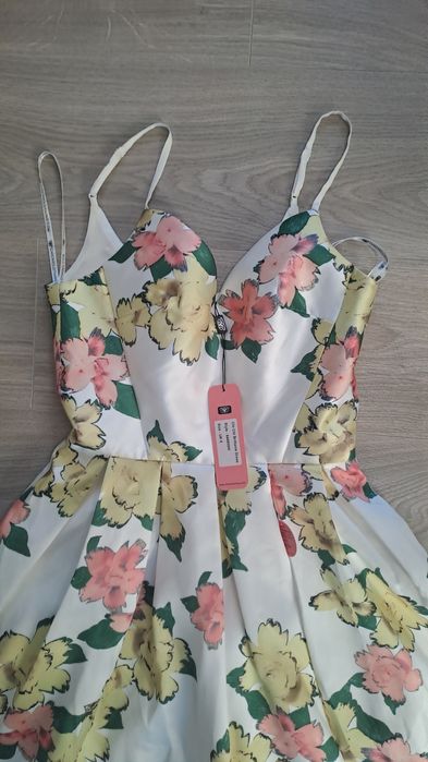 Rochie cocktail Chi Chi London - noua cu eticheta