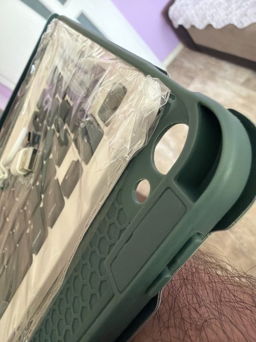 Клавиатура и кейс за iPad Air 4/5 10.9