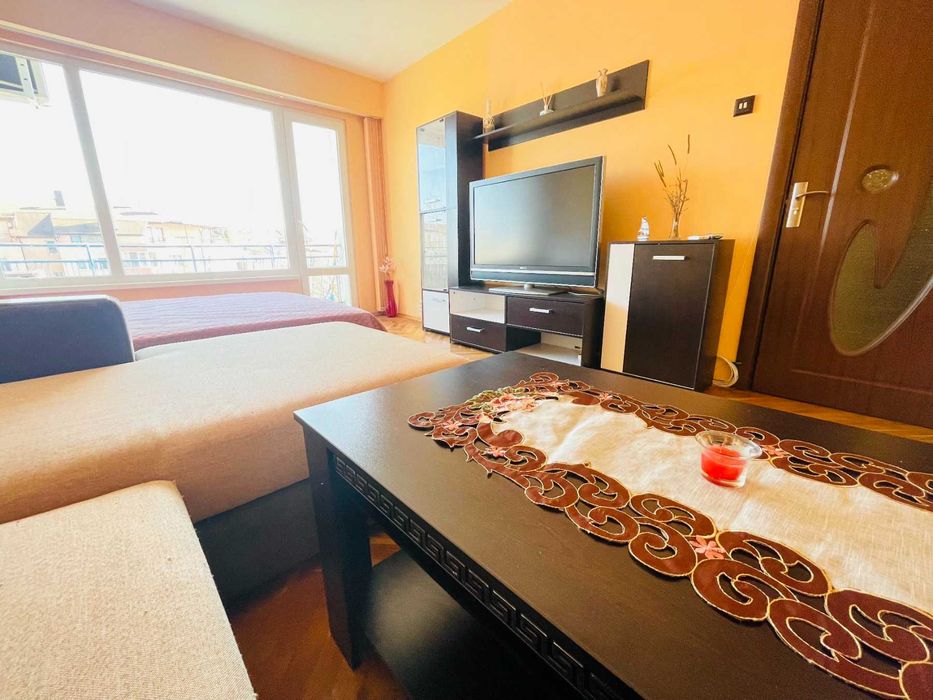 Дава се под наем Двустаен апартамент в Варна, Цветен квартал - 60 кв.м за 448.8 € - Снимка #8