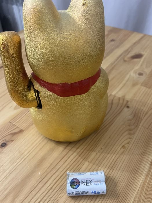 Кот манэки статуэтка кот манеки