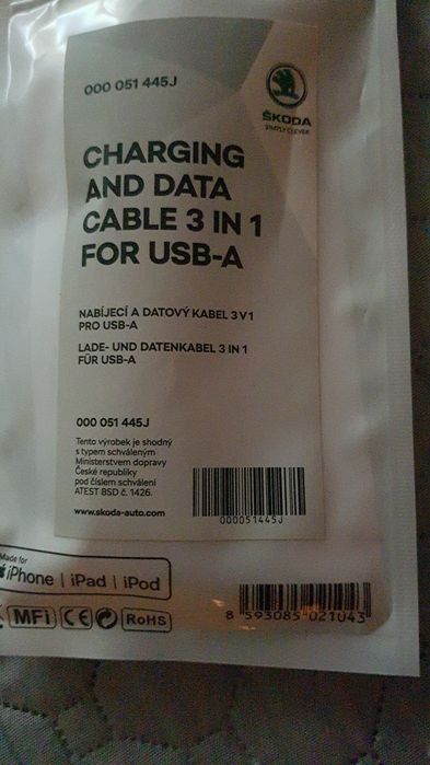 Adaptor pentru telefon 3in 1