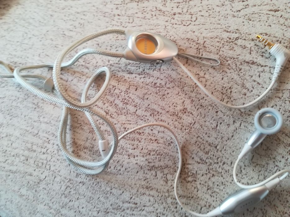 Наушники  разные