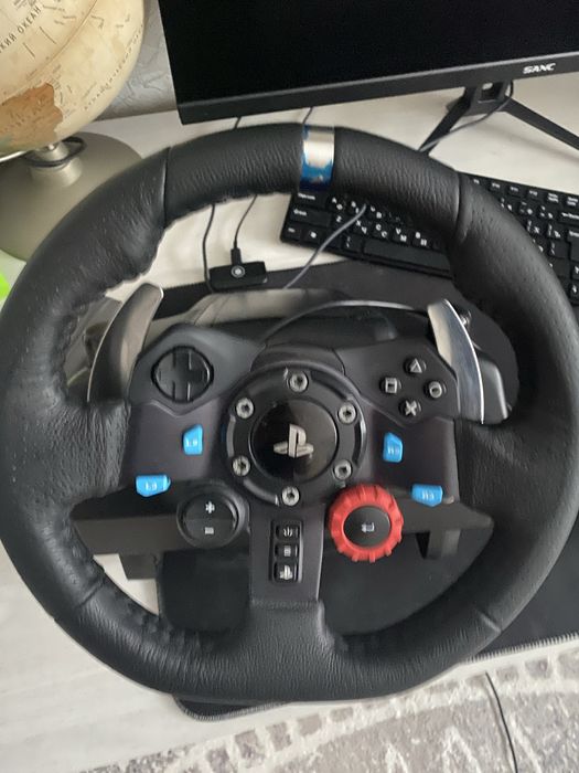 Продам игровой руль logittech g29