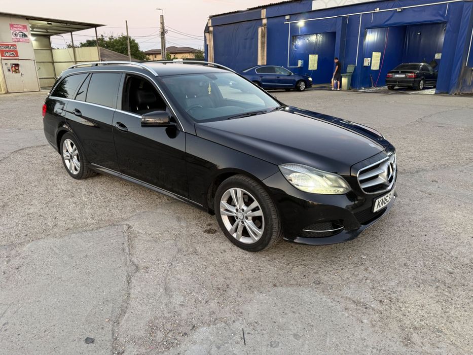 Mercedes-Benz e220