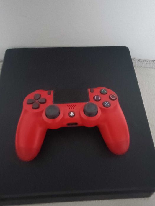 PS4 Slim 500GB –stare buna+ controller ps4 ca nou+ o multitudine de jocuri: Red Dead Redemption 2, GTA 5, Dark Souls 1/3, etc.