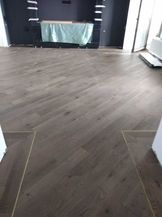 Parchet stratificat, montez cum vrea clientul ,